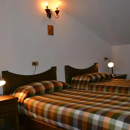 Vallunga Hotell Tartano